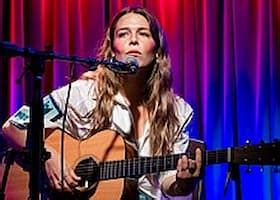 Maggie Rogers Biography, Partner, Songs, Hits, Age and Net Worth